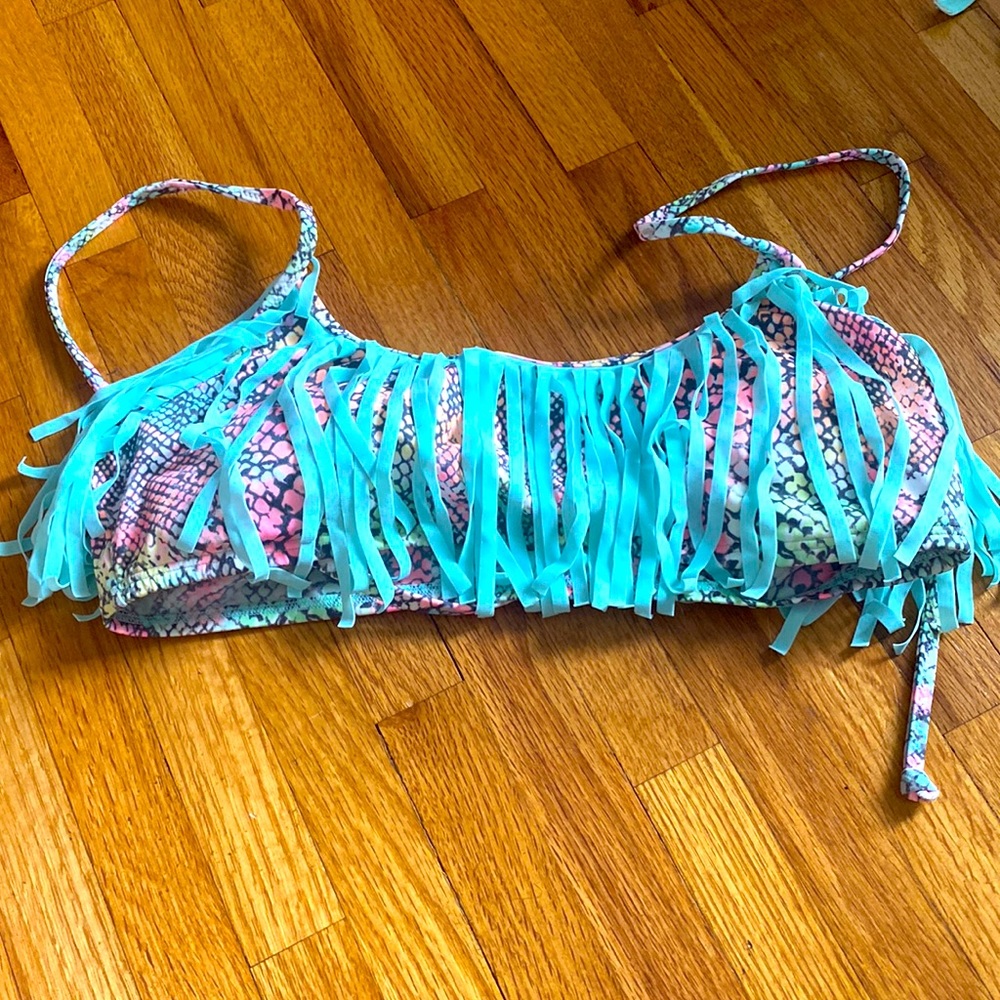Victoria’s Secret bathing suit top